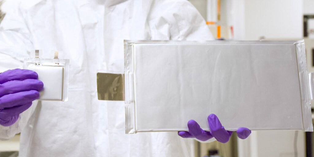 باتری حالت جامد | باتری حالت جامد چیست | باتریهای حالت جامد | باتری های حالت جامد | باتری های لیتیومی خودرو | باتری های لیتیومی یونی خودرو | باتری لیتیومی خودرو برقی | باتری لیتیومی برای ماشین | باتری لیتیومی ماشین شارژی